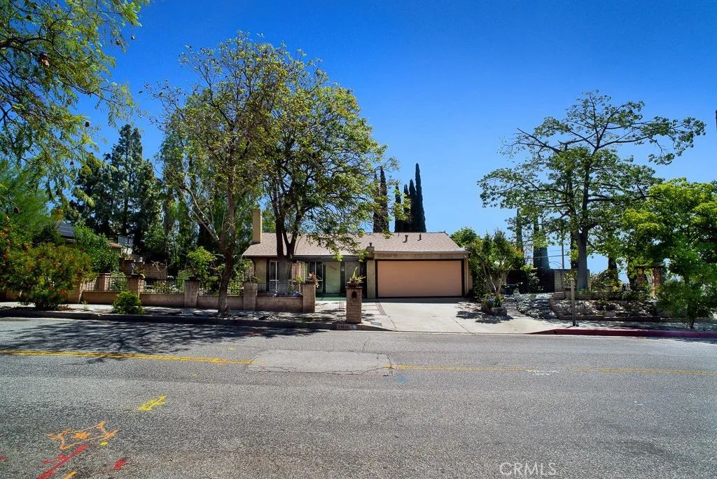 13576 Polk Street, Sylmar, CA 91342