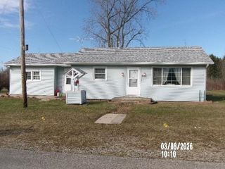 60 Ln 385 Big Otter Lake, Fremont, IN 46737