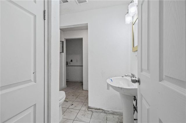 610 ST LOUIS Avenue, Excelsior Springs, MO 64024