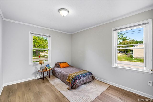 1986 Leitch Road, Ferndale, MI 48220