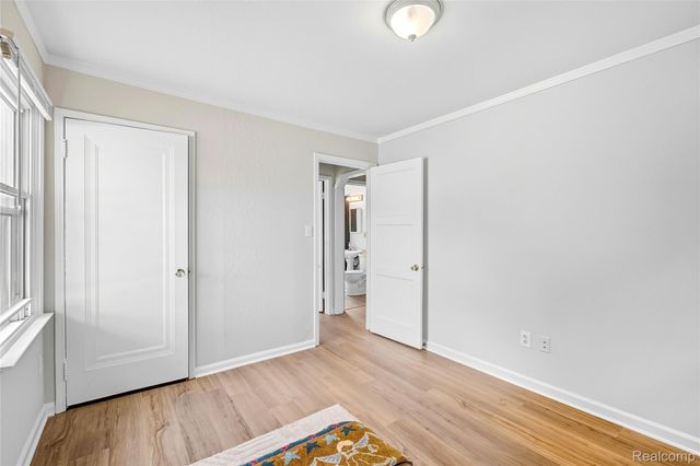 1986 Leitch Road, Ferndale, MI 48220