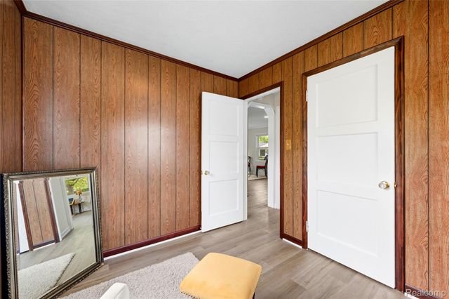 1986 Leitch Road, Ferndale, MI 48220