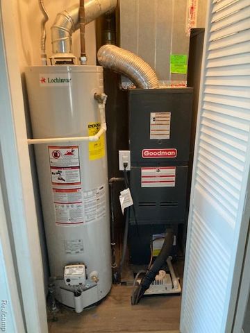 1986 Leitch Road, Ferndale, MI 48220