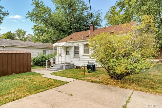 1986 Leitch Road, Ferndale, MI 48220