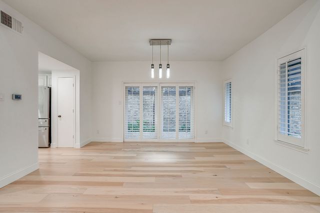 4201 Clear Lake Circle, Fort Worth, TX 76109