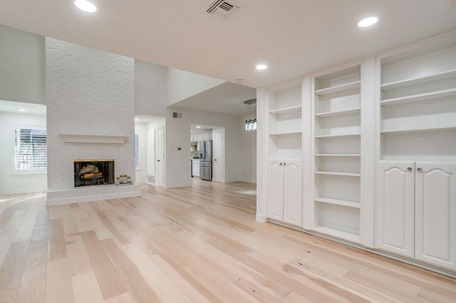 4201 Clear Lake Circle, Fort Worth, TX 76109