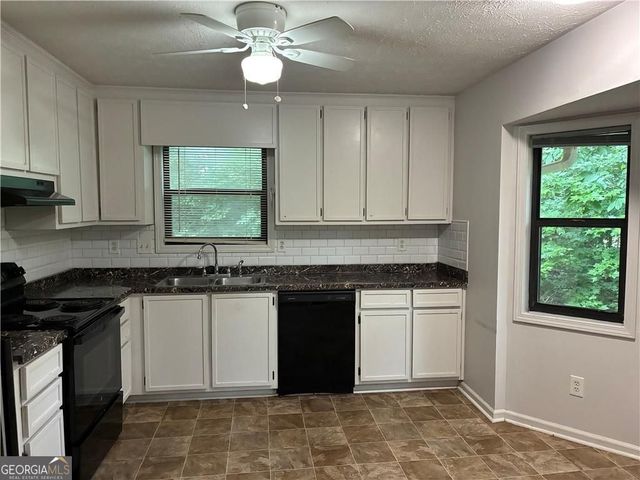 4471 Ambras Way NW, Kennesaw, GA 30152