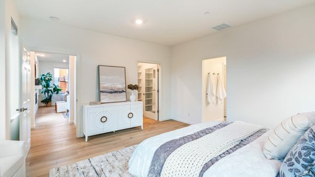 6 Jasper Ct, Petaluma, CA 94952