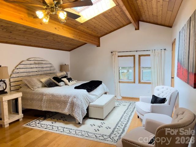 394 Jonathan Lane, Lake Lure, NC 28746