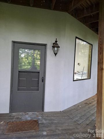 394 Jonathan Lane, Lake Lure, NC 28746