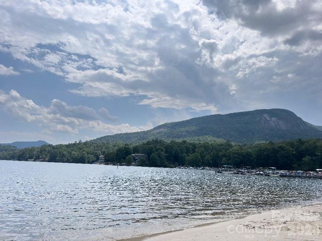 394 Jonathan Lane, Lake Lure, NC 28746