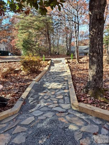 394 Jonathan Lane, Lake Lure, NC 28746