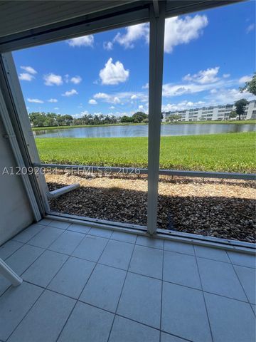 1087 Cornwall E 1087, Boca Raton, FL 33434