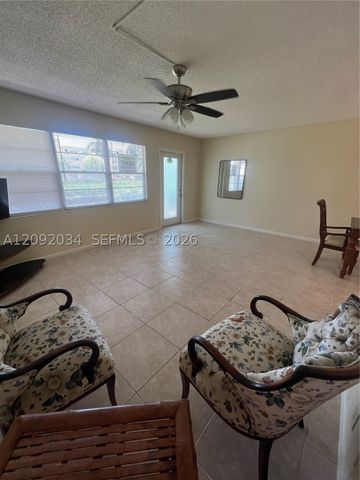 1087 Cornwall E 1087, Boca Raton, FL 33434