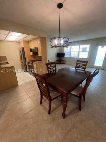 1087 Cornwall E 1087, Boca Raton, FL 33434