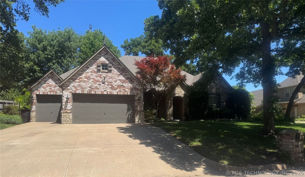 405 E 119th Street S, Jenks, OK 74037