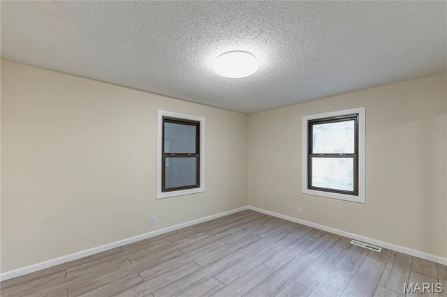 2686 Creve Coeur Mill Road, Maryland Heights, MO 63043