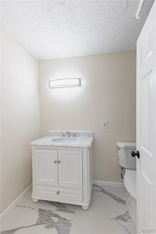 2686 Creve Coeur Mill Road, Maryland Heights, MO 63043