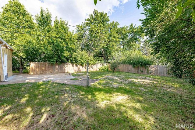 2686 Creve Coeur Mill Road, Maryland Heights, MO 63043