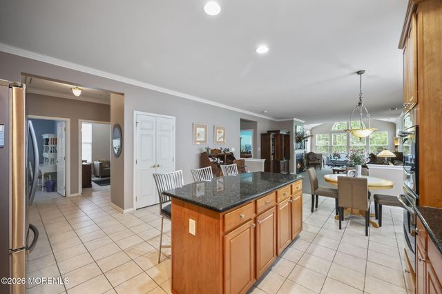 17 Silver Charm Road, Manalapan, NJ 07726