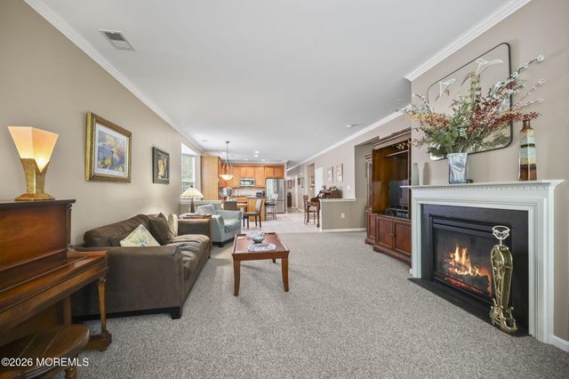 17 Silver Charm Road, Manalapan, NJ 07726