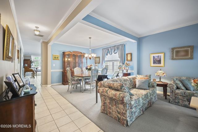 17 Silver Charm Road, Manalapan, NJ 07726