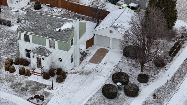 1002 SW Kenworthy Drive, Ankeny, IA 50023