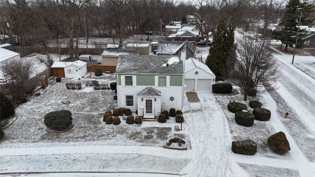 1002 SW Kenworthy Drive, Ankeny, IA 50023