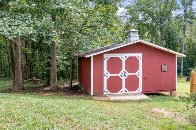 136 Ridge Creek Drive, Troutman, NC 28166