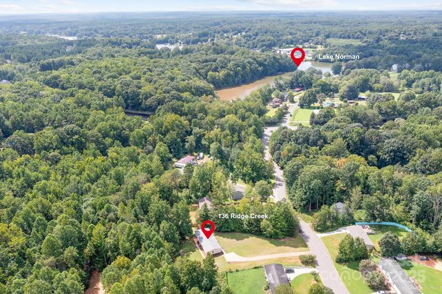 136 Ridge Creek Drive, Troutman, NC 28166