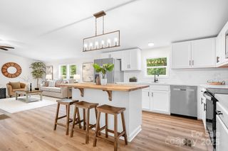 136 Ridge Creek Drive, Troutman, NC 28166