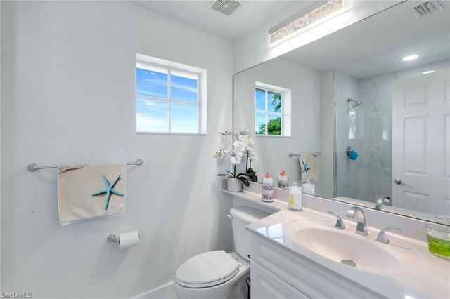 22660 Fairlawn CT, Estero, FL 34135