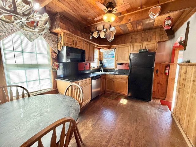 1605 Madison Avenue, Evansville, IN 47714