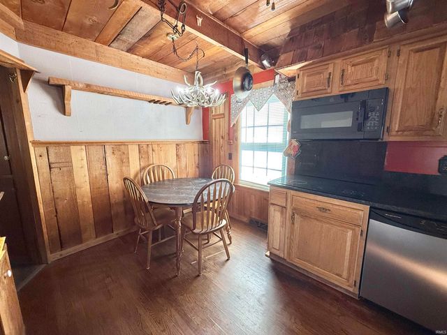 1605 Madison Avenue, Evansville, IN 47714