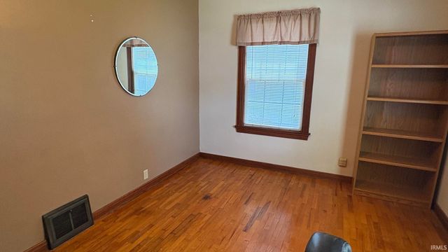 1605 Madison Avenue, Evansville, IN 47714