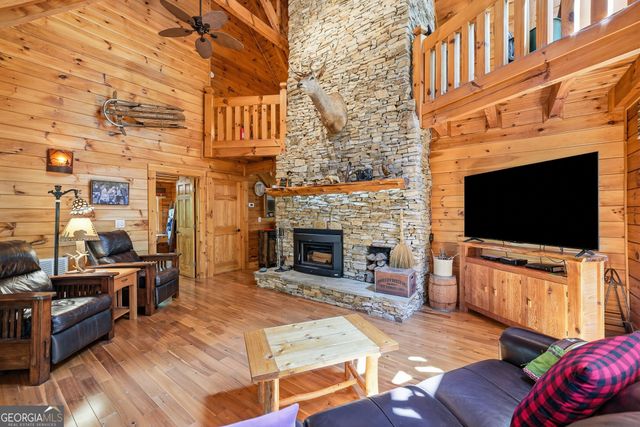 24 Indian Lake Road, Mineral Bluff, GA 30559