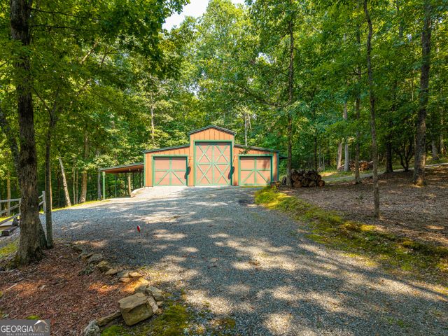 24 Indian Lake Road, Mineral Bluff, GA 30559
