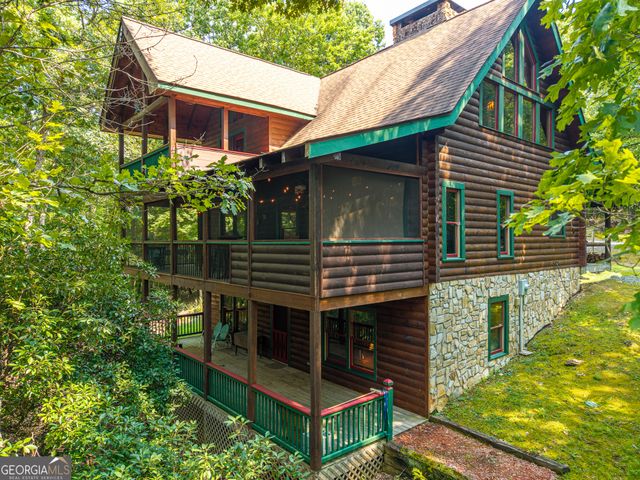 24 Indian Lake Road, Mineral Bluff, GA 30559