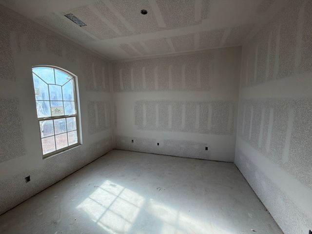 1249 Sabine River Lane, Springtown, TX 76082