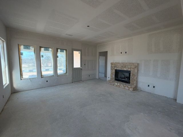 1249 Sabine River Lane, Springtown, TX 76082