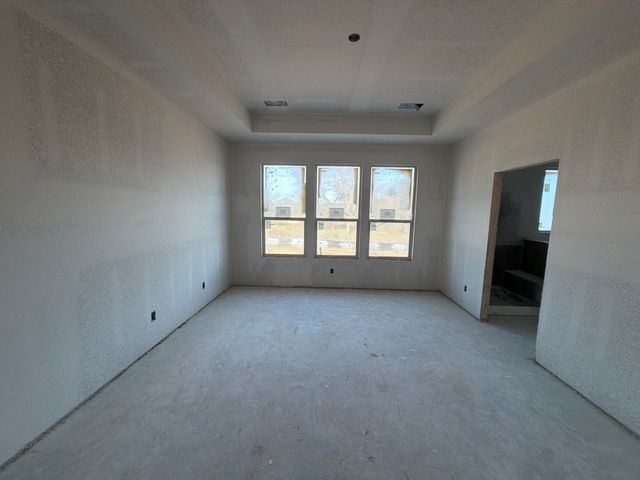 1249 Sabine River Lane, Springtown, TX 76082