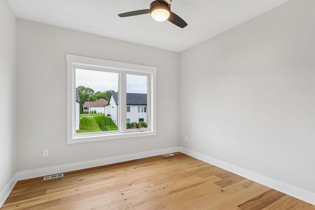 17321 N Valley Drive, Urbandale, IA 50263