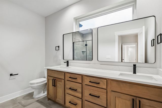 17321 N Valley Drive, Urbandale, IA 50263