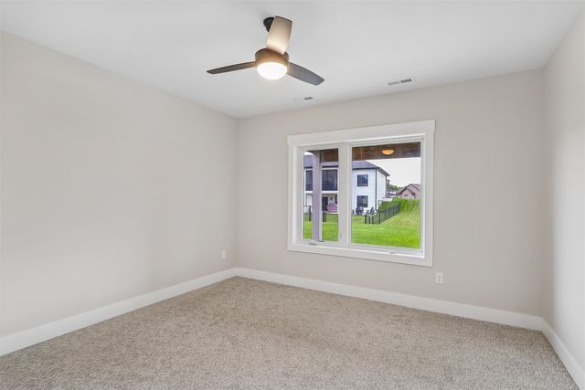 17321 N Valley Drive, Urbandale, IA 50263