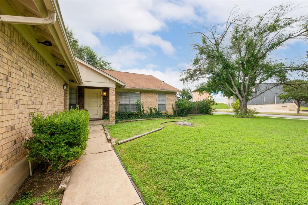 2605 Brickford CV B, Austin, TX 78745