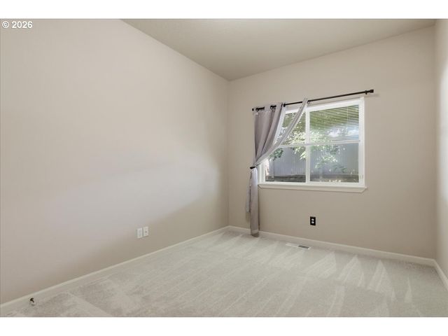 2131 Nw FARGO Loop, Camas, WA 98607