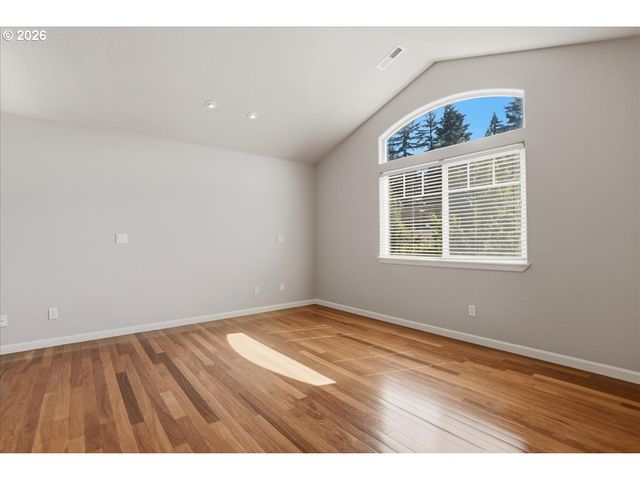2131 Nw FARGO Loop, Camas, WA 98607