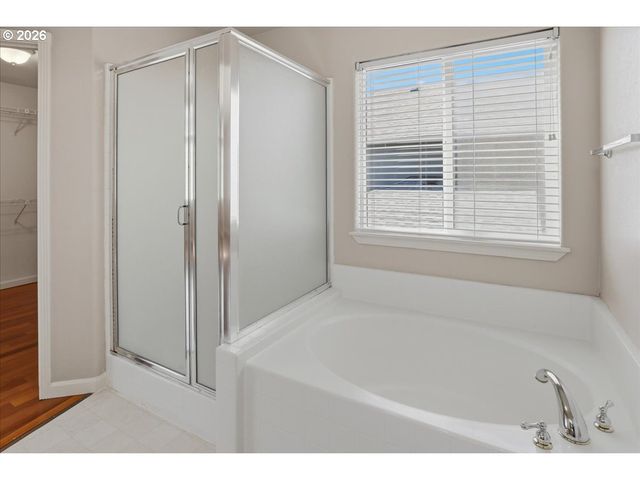 2131 Nw FARGO Loop, Camas, WA 98607