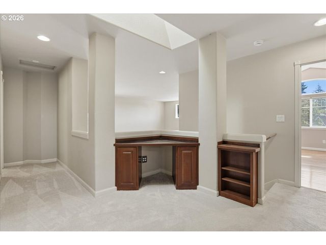 2131 Nw FARGO Loop, Camas, WA 98607
