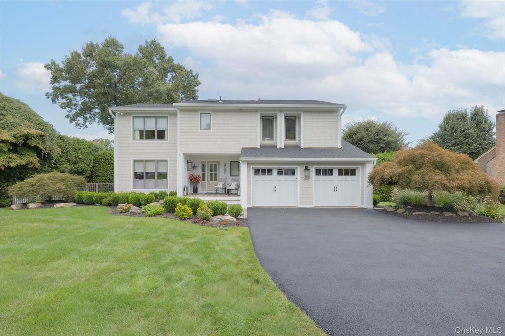 16 Lark Street, Pearl River, NY 10965 — exterior